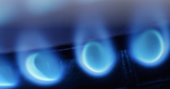 Gas